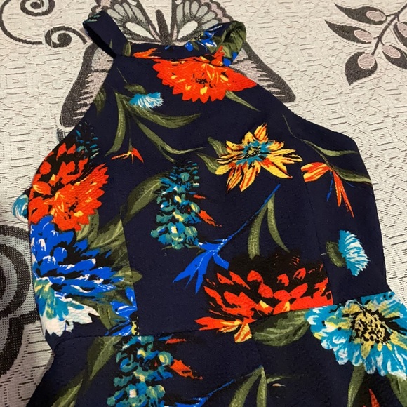 UK2LA Floral romper - Picture 2 of 7